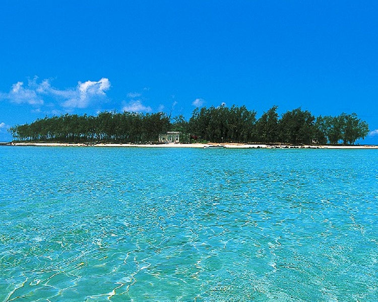 Blue Bay Marine Park in Mauritius